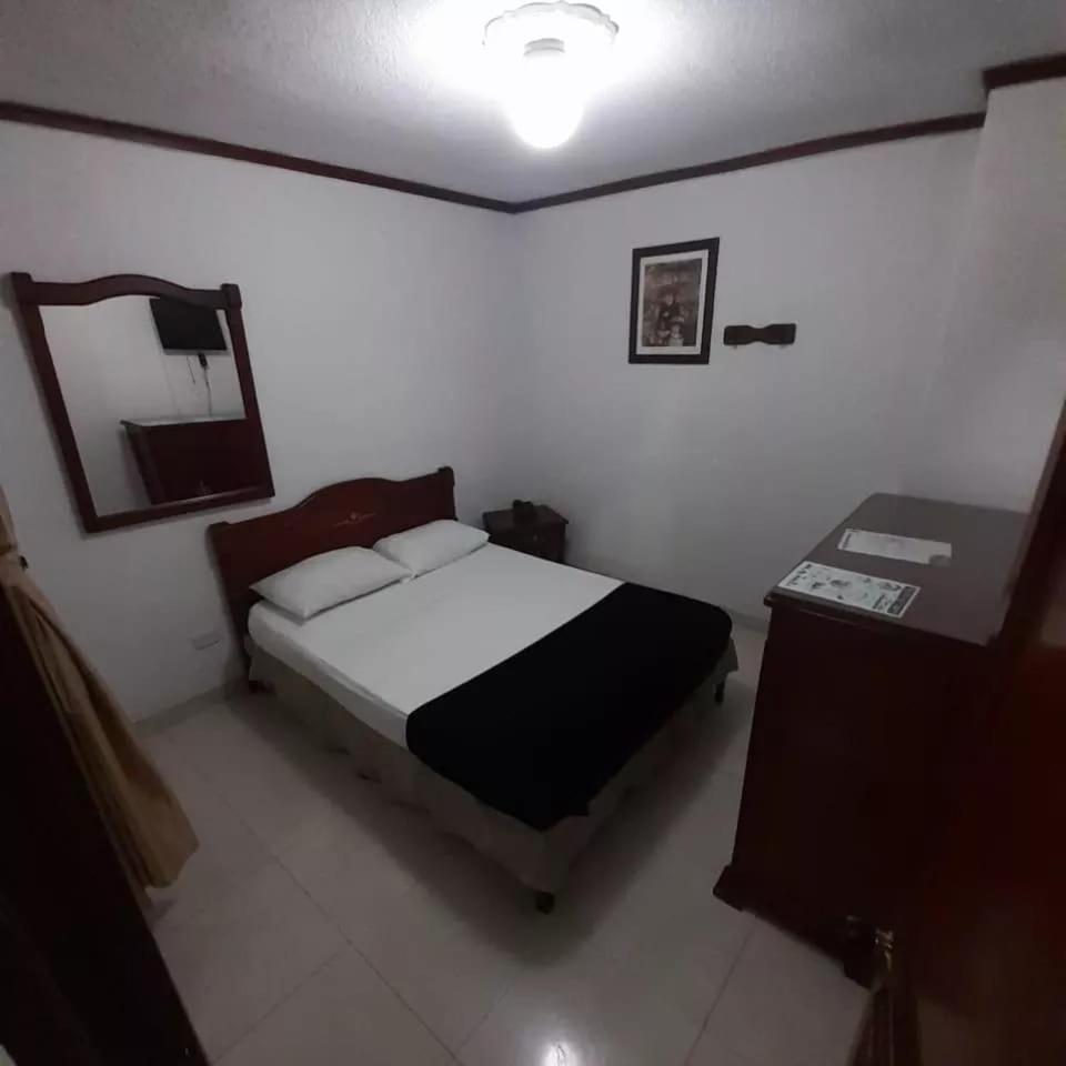 Hotel Davinci Calarca Ngoại thất bức ảnh